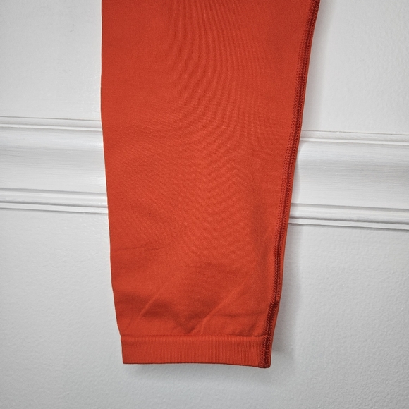 GYMSHARK Red/Coral Seamless Leggings - Picture 4 of 7